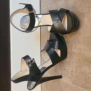 Michael kors 7.5 platform heels